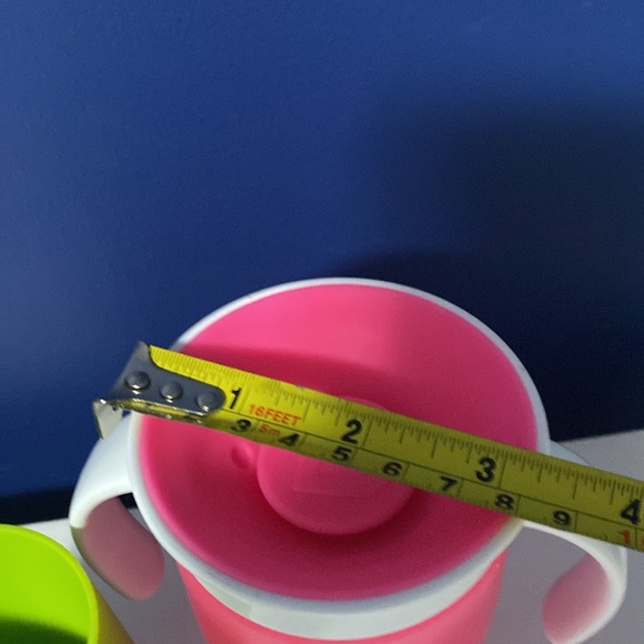 Baby cups for baby led weaning - Picture 6 of 7